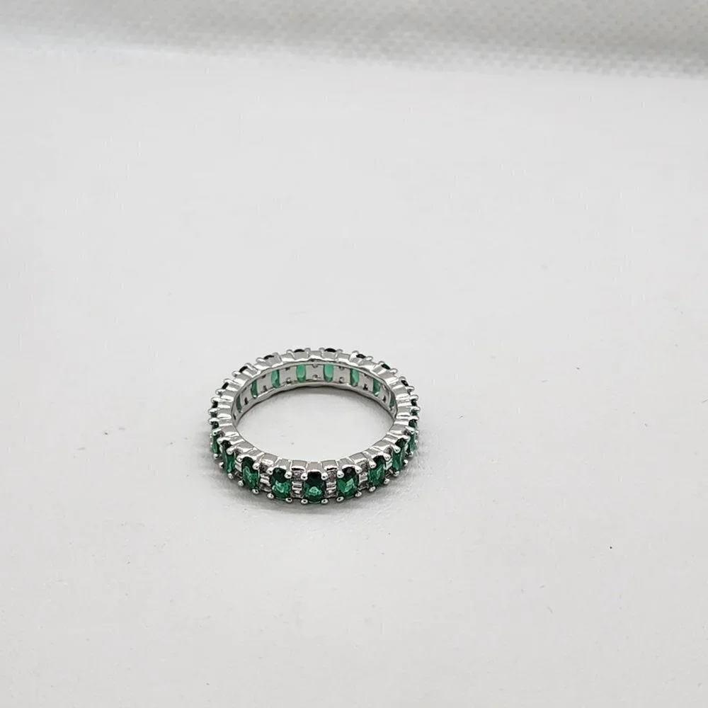 Brand New Sterling Silver 925 Green Eternity Ring